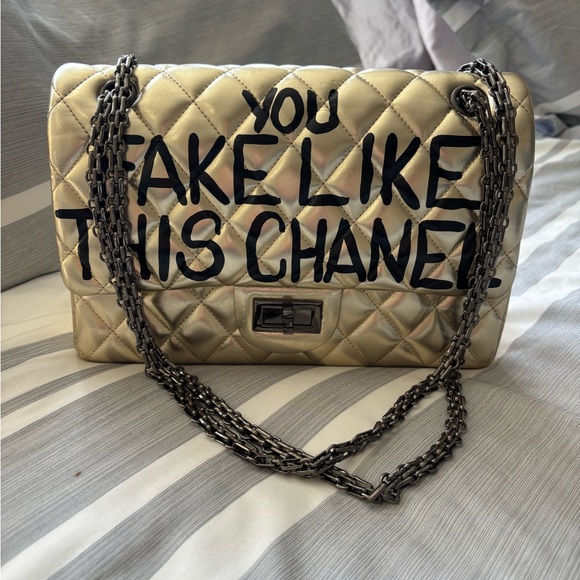 Sonique Saturday House YFLTC - Picture 2 of 14